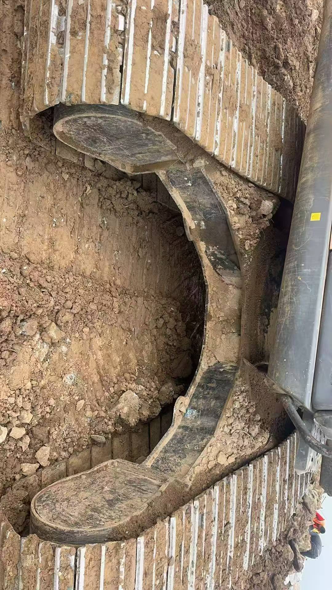 Buy Hitachi ZX200-3G Used Excavator / 3