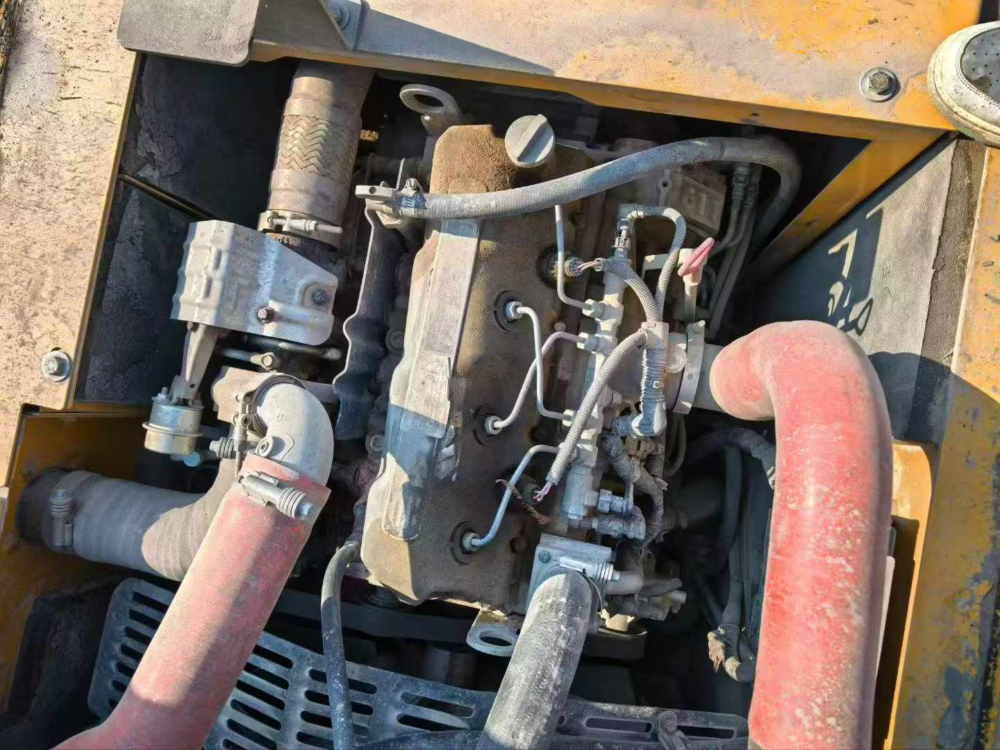 Buy XCMG XE135B Used Excavator / 3