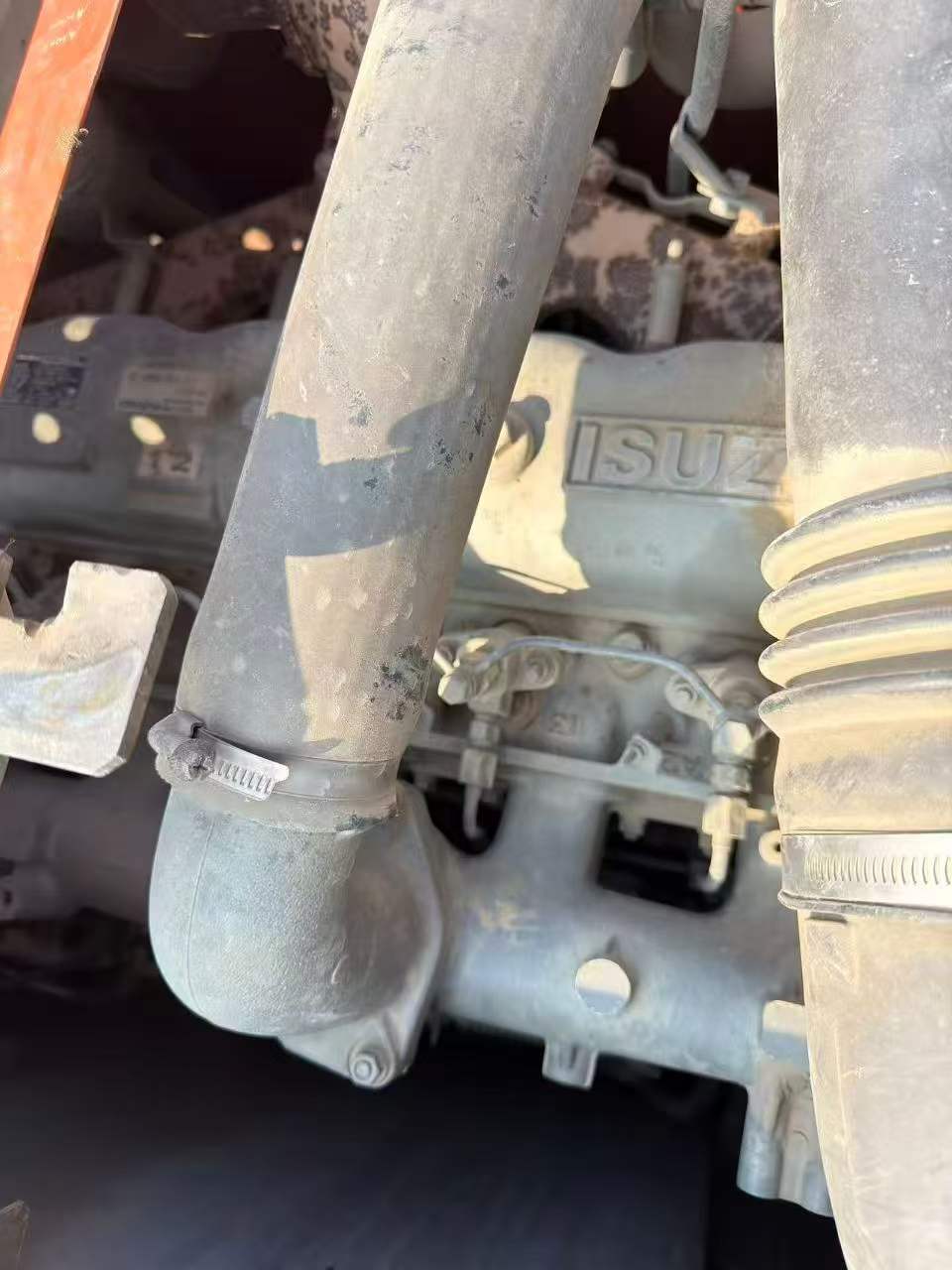 Buy Hitachi ZX200-5G Used Excavator / 3