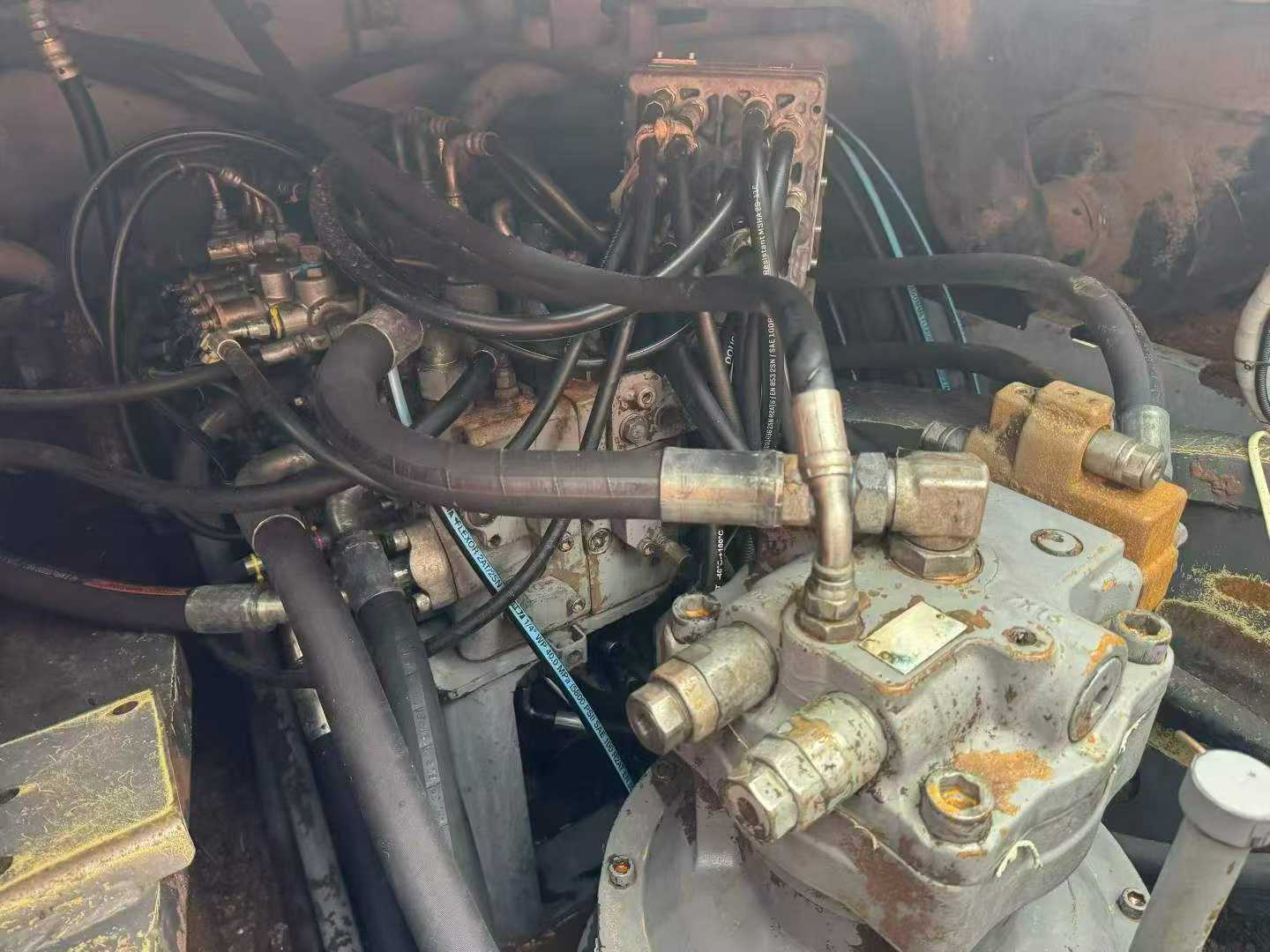 Buy Hitachi EX350 Used Excavator / 5