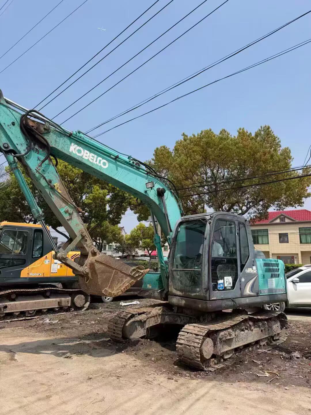 Buy Kobelco SK130 Used Excavator / 4