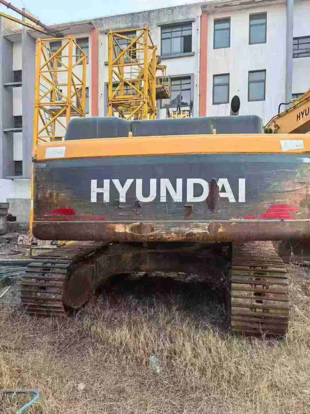 Buy Hyundai R335-7 Used Excavator / 3