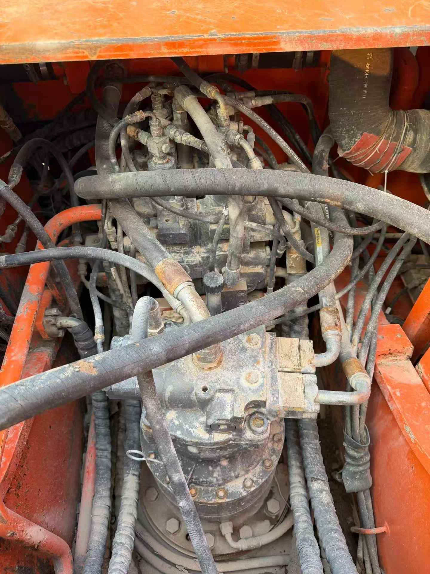 Buy Doosan DH215-7 Used Excavator / 6