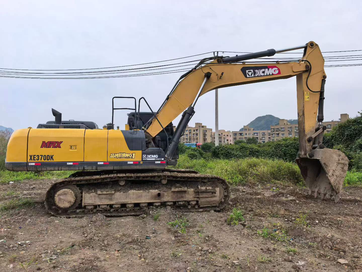 Buy XCMG XE370 Used Excavator / 9