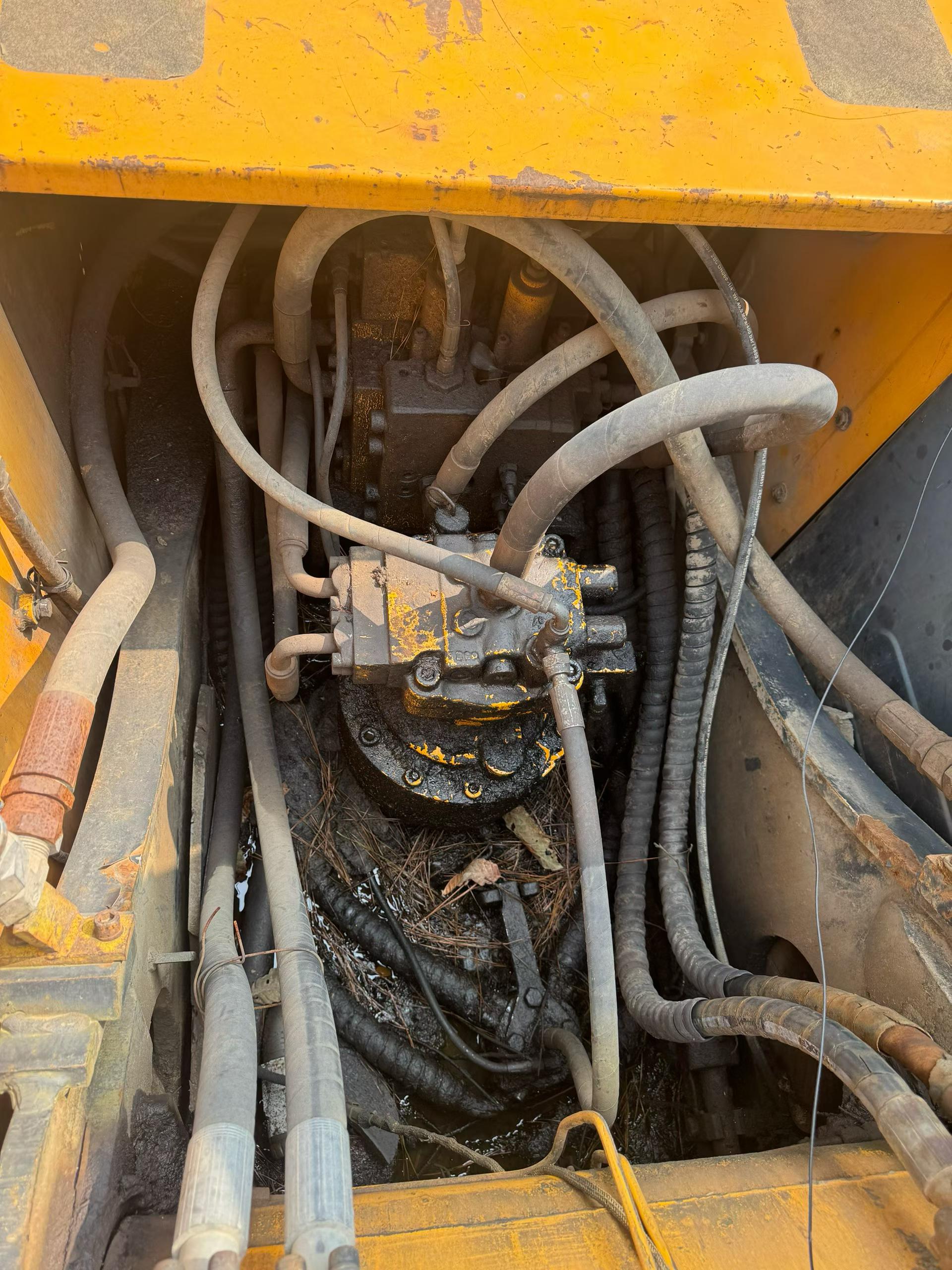 Buy Hyundai R215-7 Used Excavator / 3