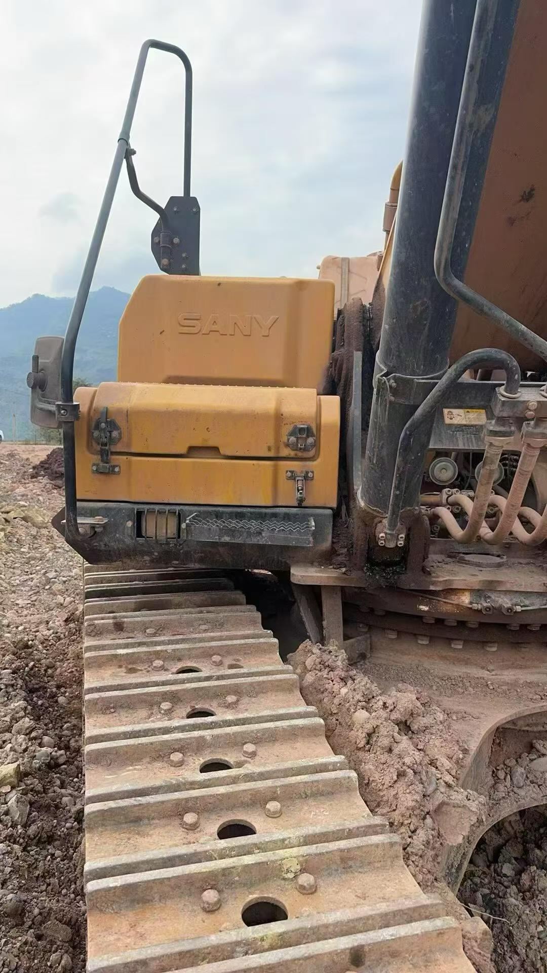 Buy Sany SY375H Used Excavator / 2