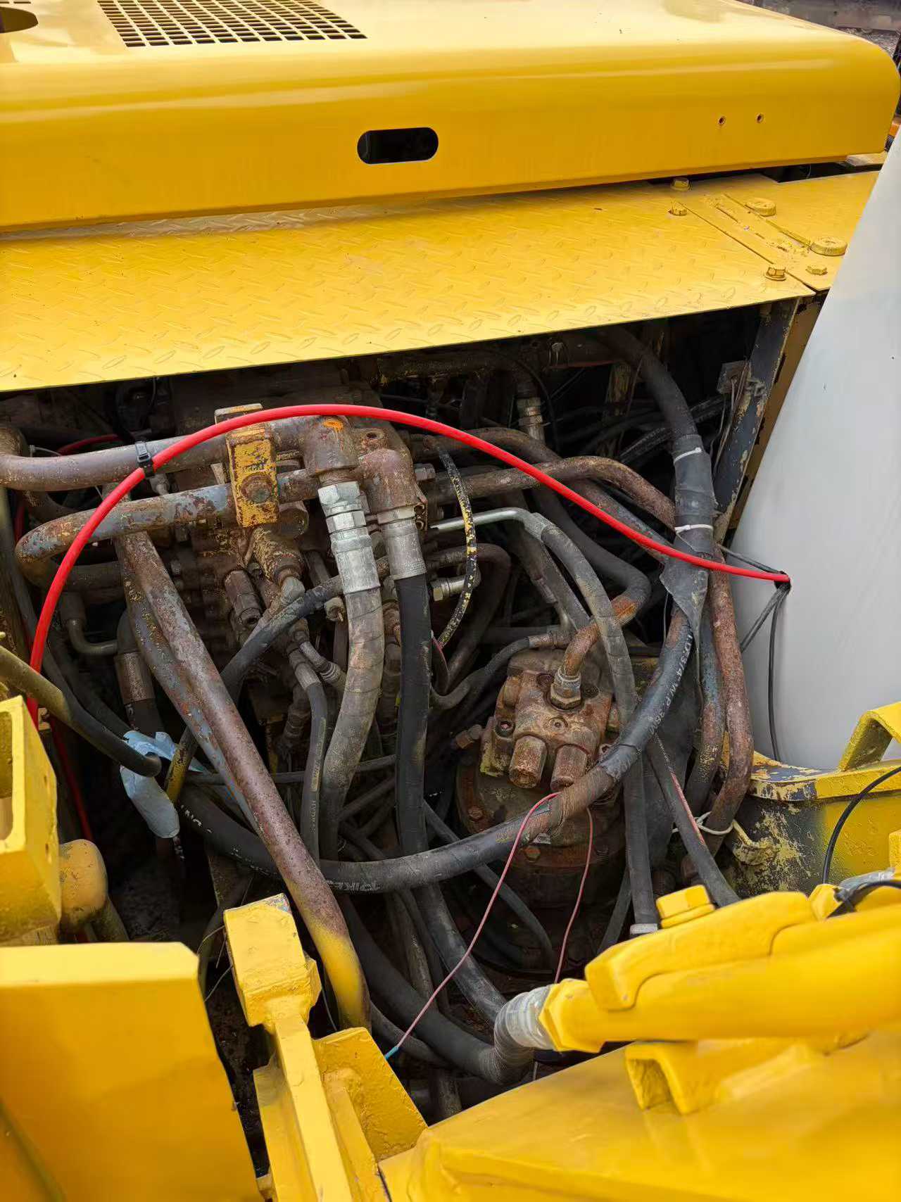 Buy Sumitomo SH120A2 Used Excavator / 6