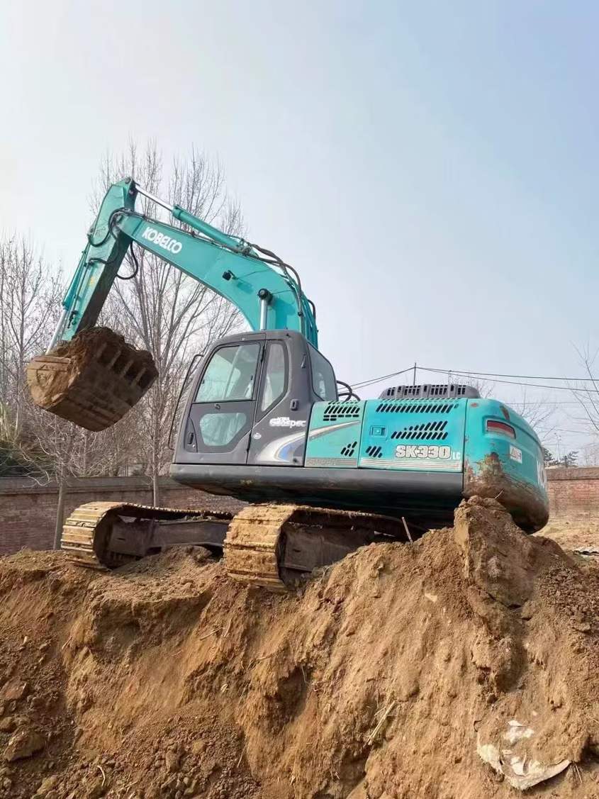 Buy Kobelco SK260 Used Excavator / 7