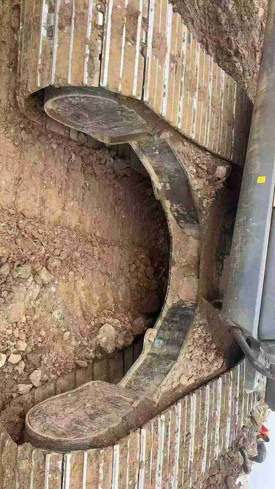 Buy Hitachi ZX200-3G Used Excavator / 3