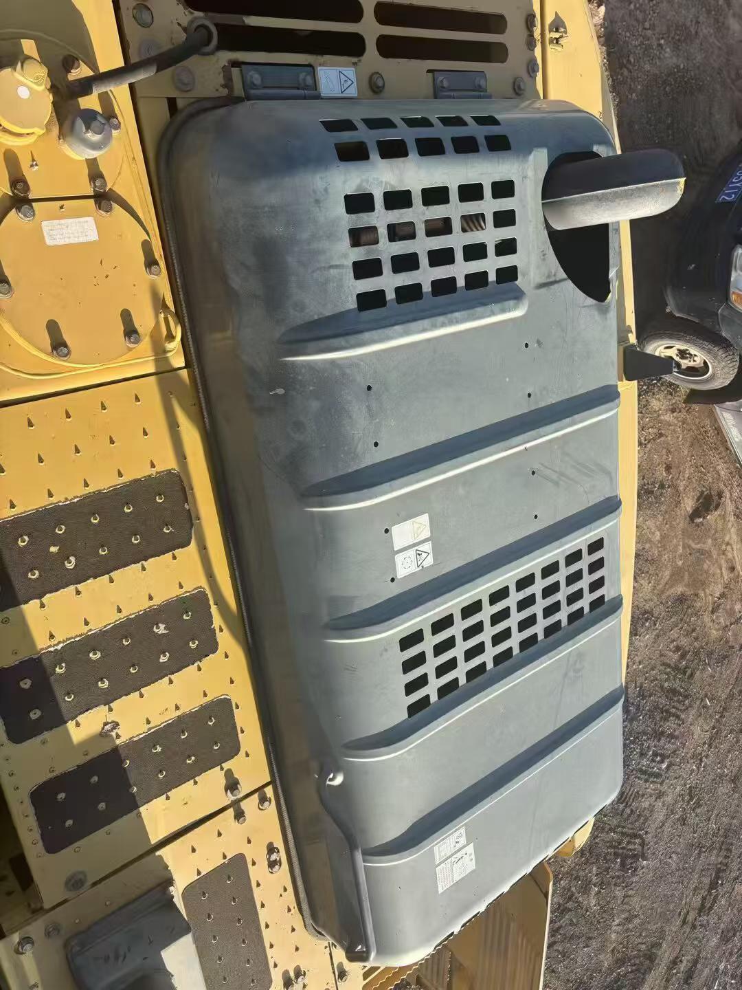 Buy Komatsu PC200 Used Excavator / 9