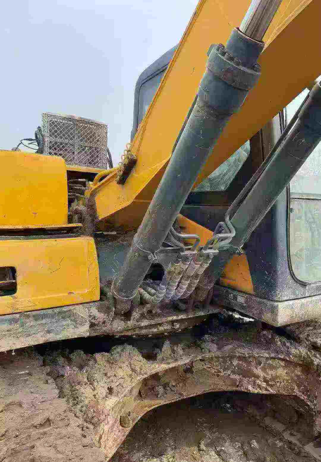 Buy Sany SY135 Used Excavator / 6