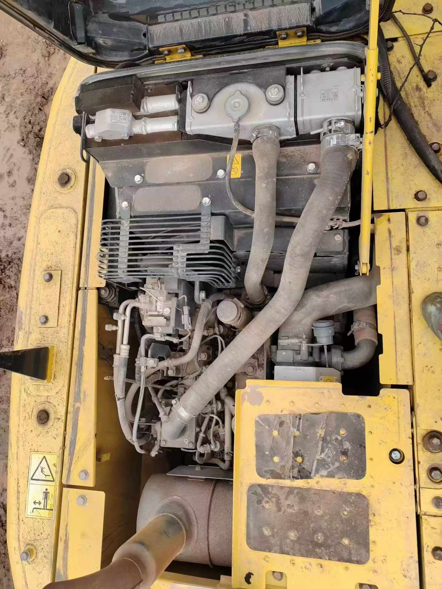 Buy Komatsu PC130 Used Excavator / 8