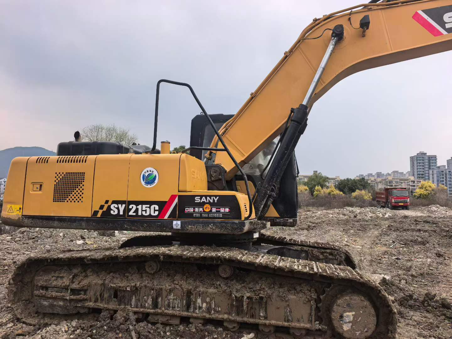 Buy Sany SY215C Used Excavator / 2