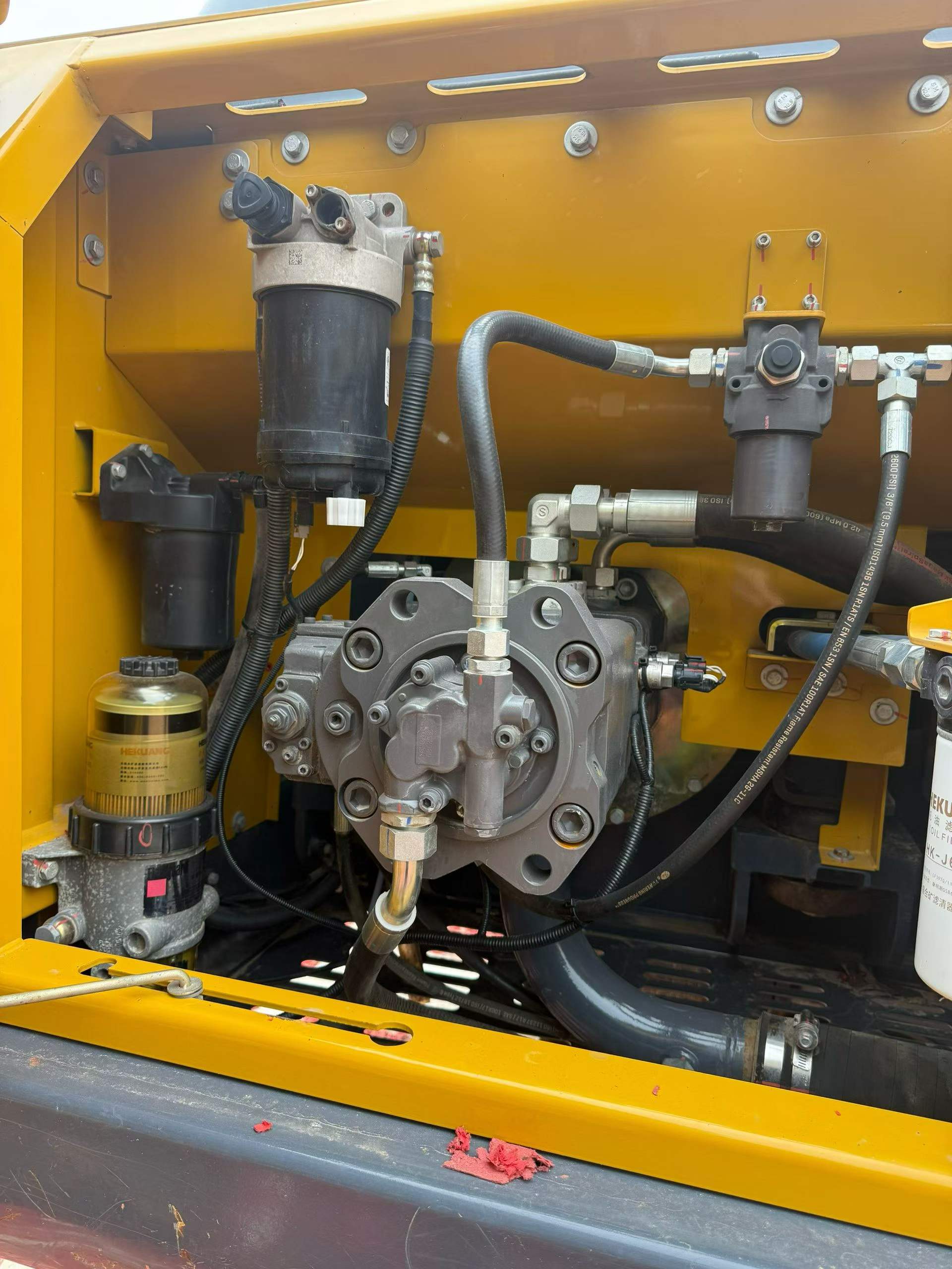 Buy XCMG XE200DA Used Excavator / 4