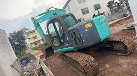 Buy Kobelco SK135SR Used Excavator / 3 Buy Kobelco SK135SR Used Excavator / 3