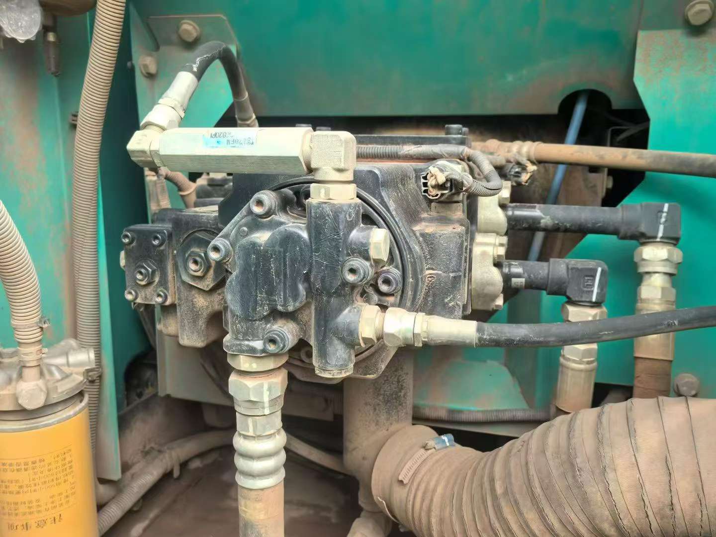 Buy Kobelco SK130 Used Excavator / 4