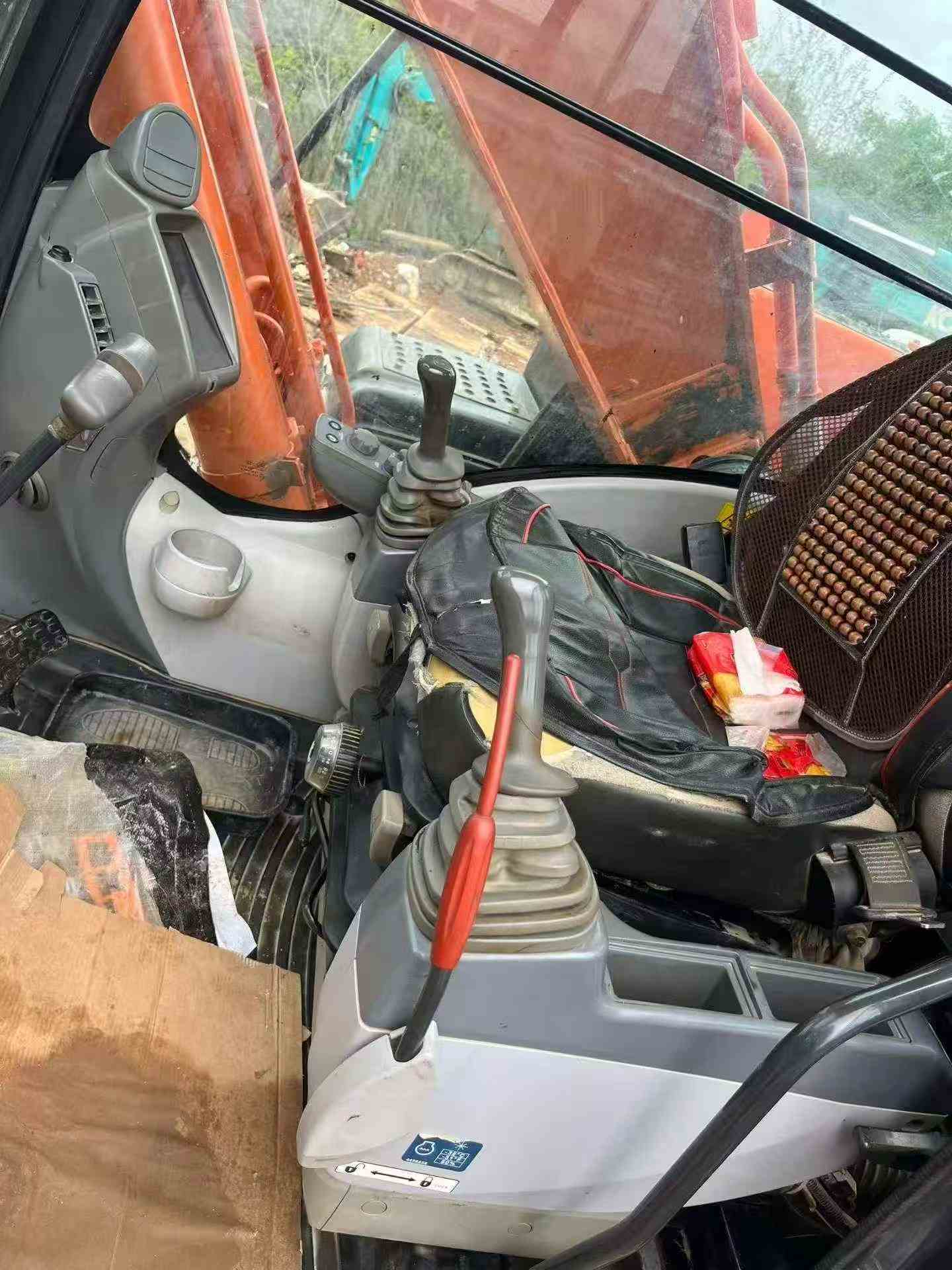 Buy Hitachi ZH200-5A Used Excavator / 7