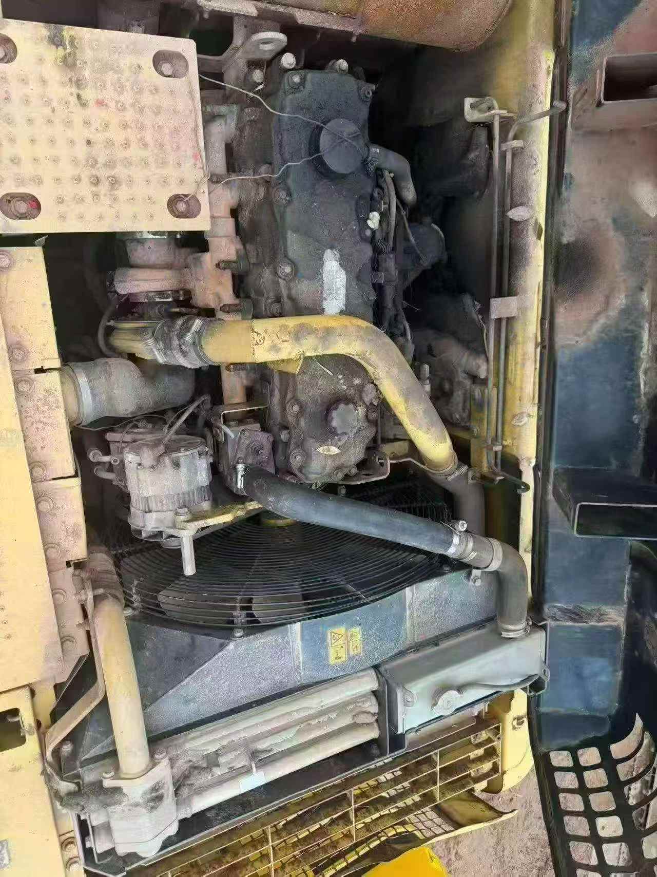 Buy Caterpillar 324D Used Excavator / 4