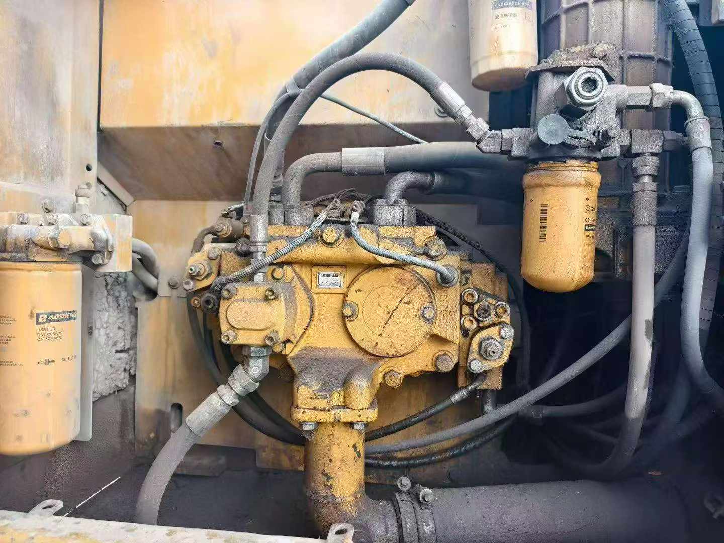 Buy Caterpillar 320A Used Excavator / 4 Buy Caterpillar 320A Used Excavator / 4