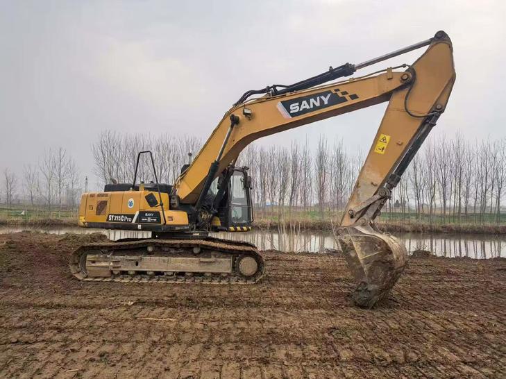 Buy Sany SY200C Used Excavator / 1