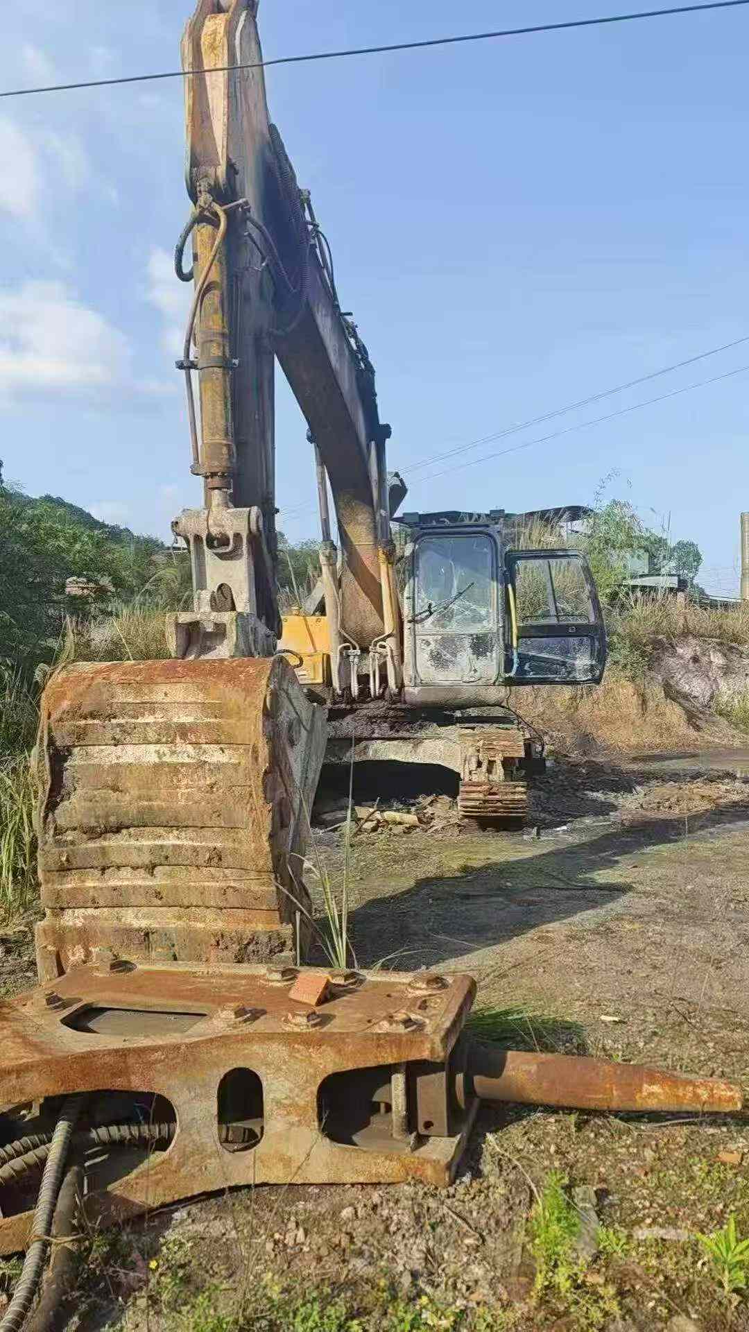 Buy Hyundai R215-7 Used Excavator / 4