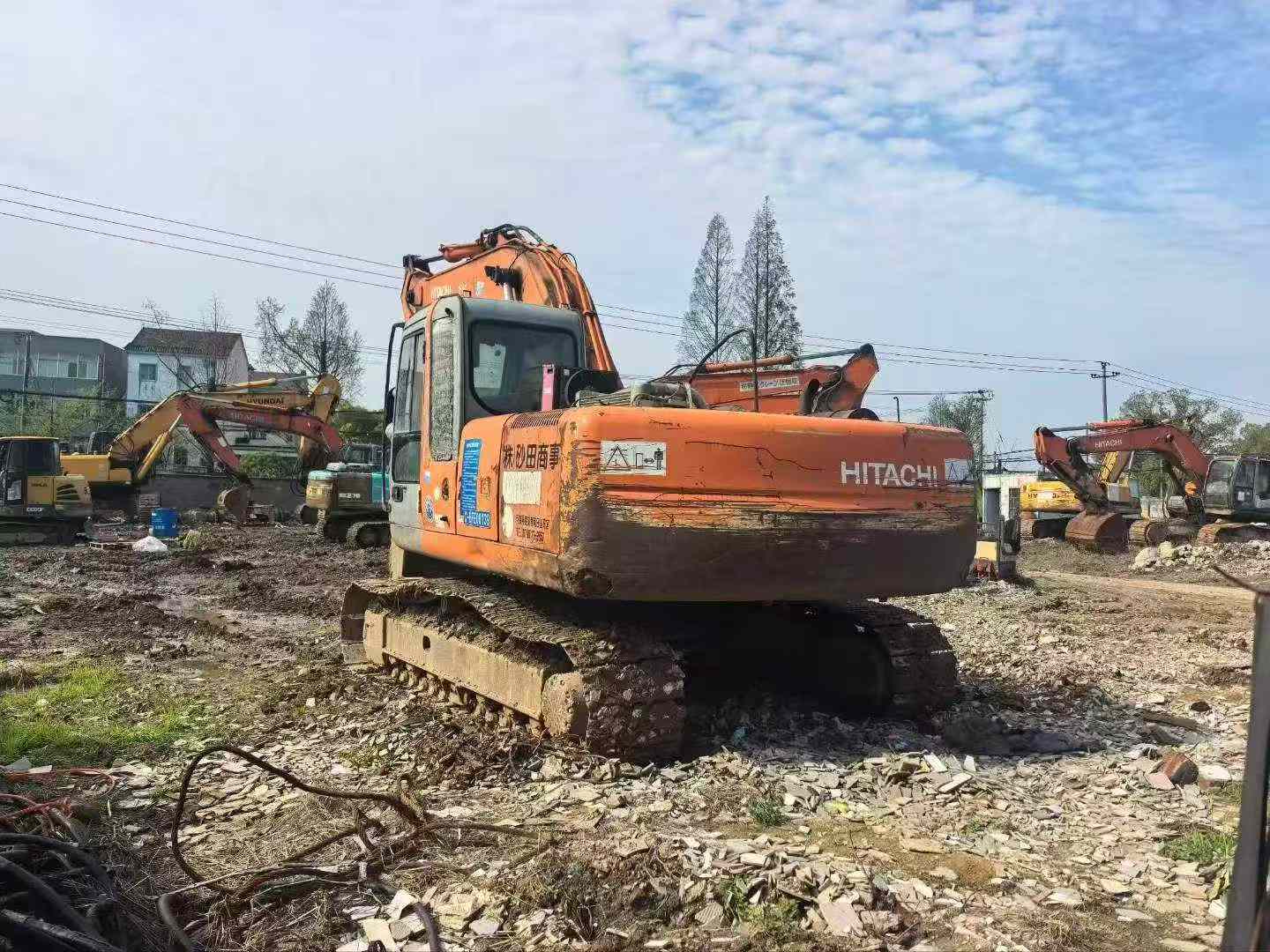 Buy Hitachi EX200-1 Used Excavator / 2 Buy Hitachi EX200-1 Used Excavator / 2