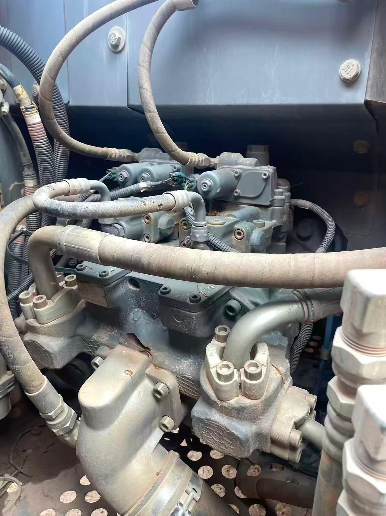 Buy Hitachi ZX170W-3 Used Excavator / 4