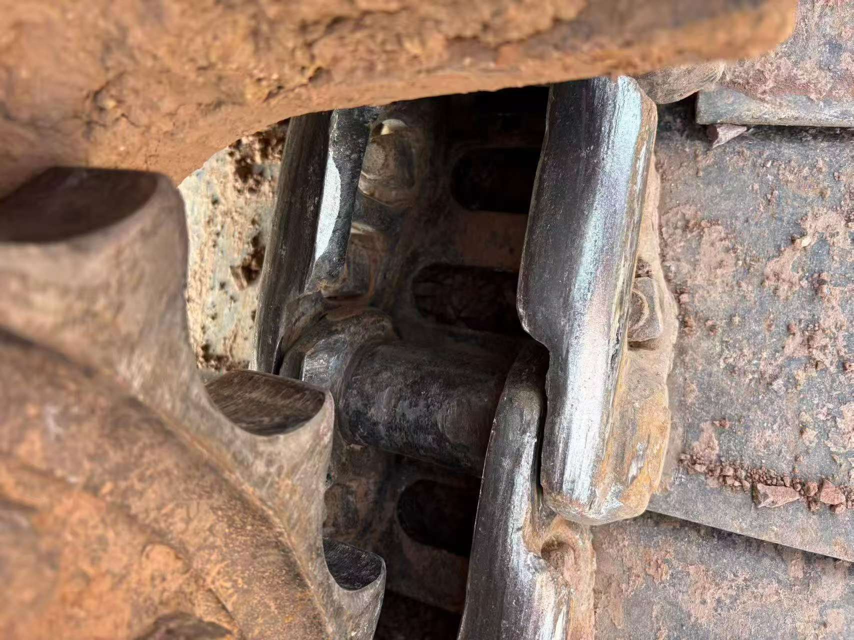 Buy Hitachi ZH200-5A Used Excavator / 9 Buy Hitachi ZH200-5A Used Excavator / 9