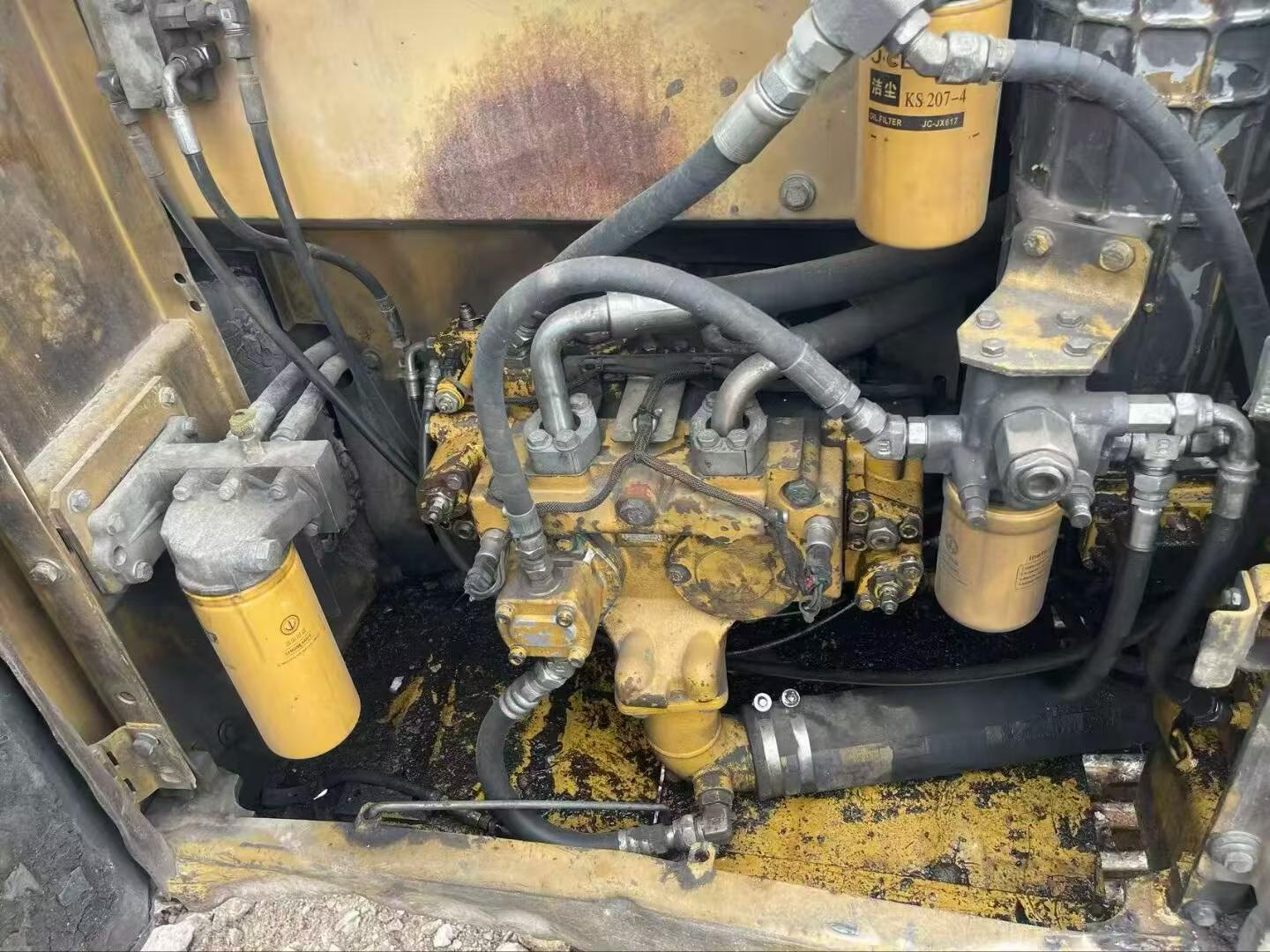 Buy Caterpillar 320D Used Excavator / 2