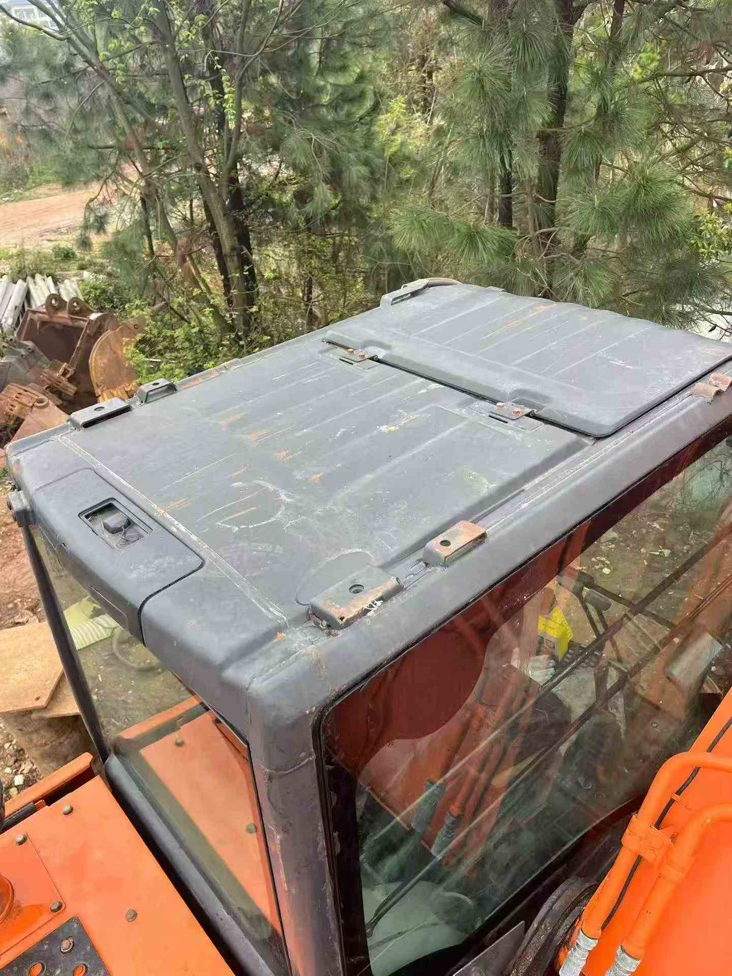 Buy Hitachi ZH200-5A Used Excavator / 9