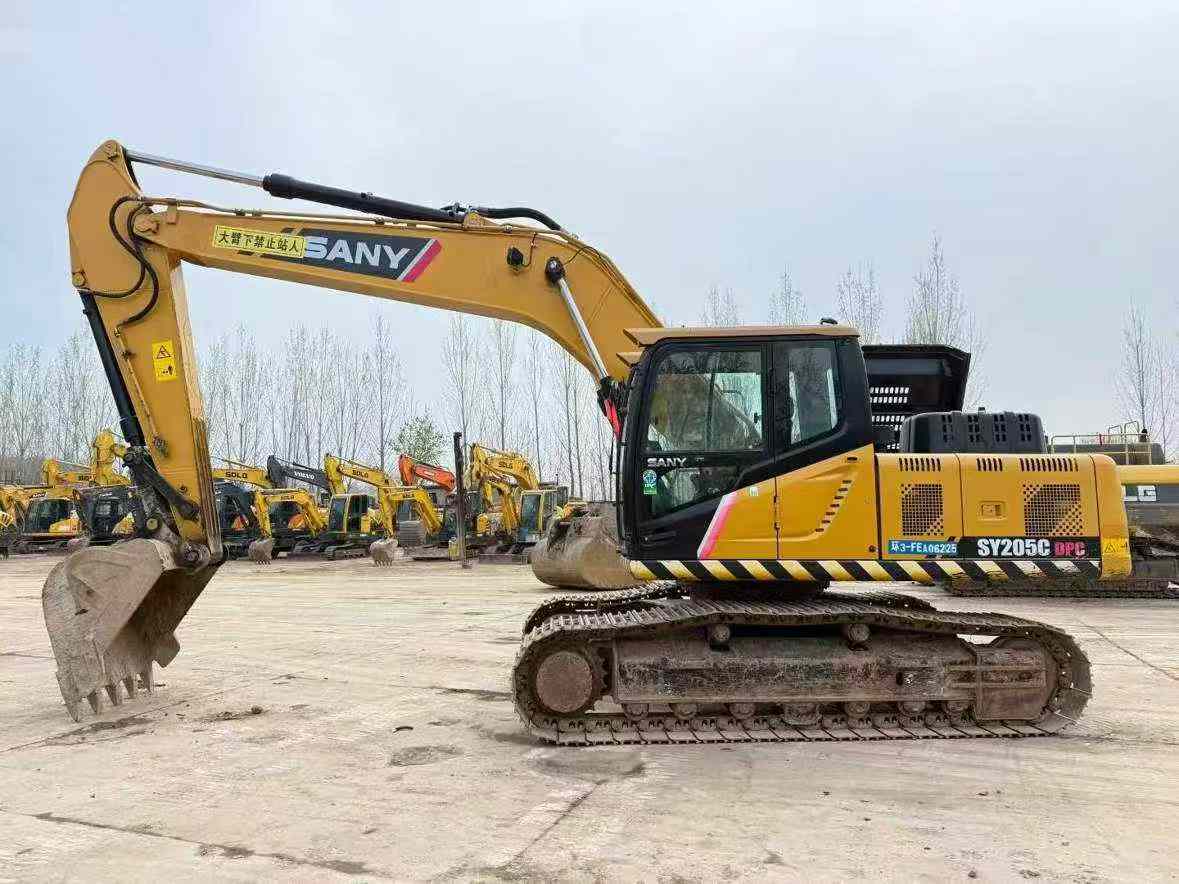 Buy Sany SY205C Used Excavator / 2