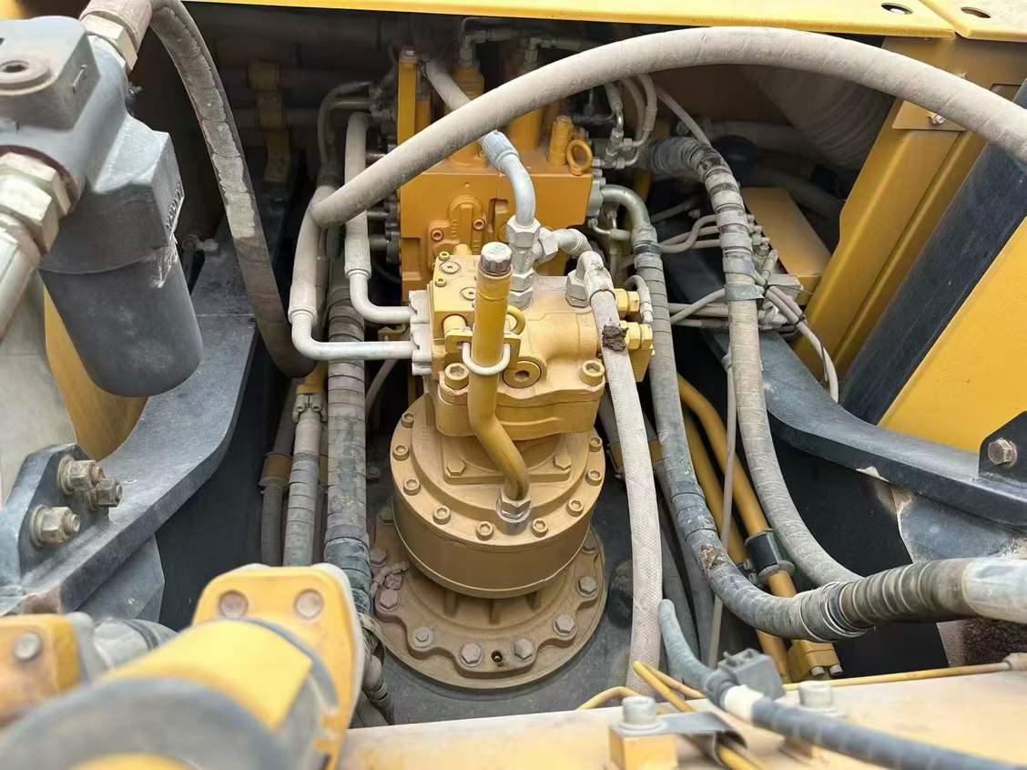 Buy Sany SY245H Used Excavator / 4