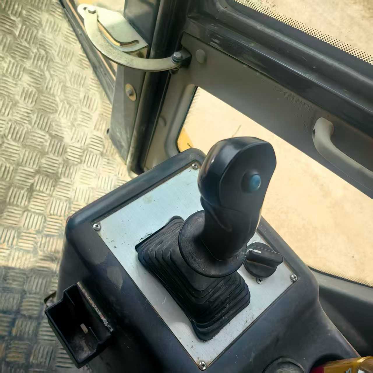 Buy XCMG XE26U Used Excavator / 6