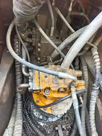 Buy Hyundai R215-7 Used Excavator / 6 Buy Hyundai R215-7 Used Excavator / 6