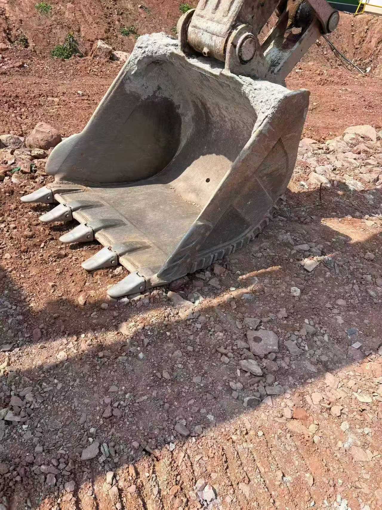 Buy Hitachi ZH200-5A Used Excavator / 7 Buy Hitachi ZH200-5A Used Excavator / 7