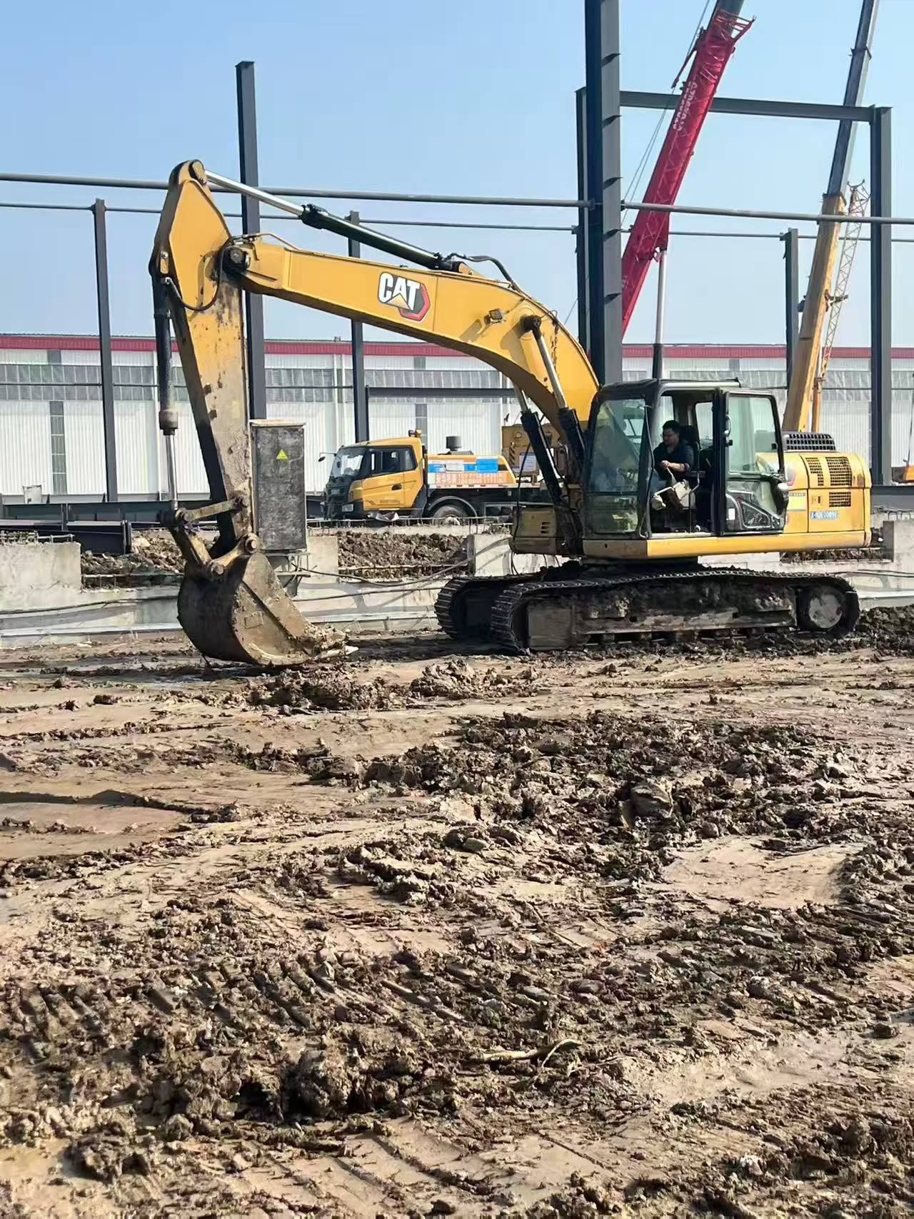 Buy Caterpillar 320A Used Excavator / 2