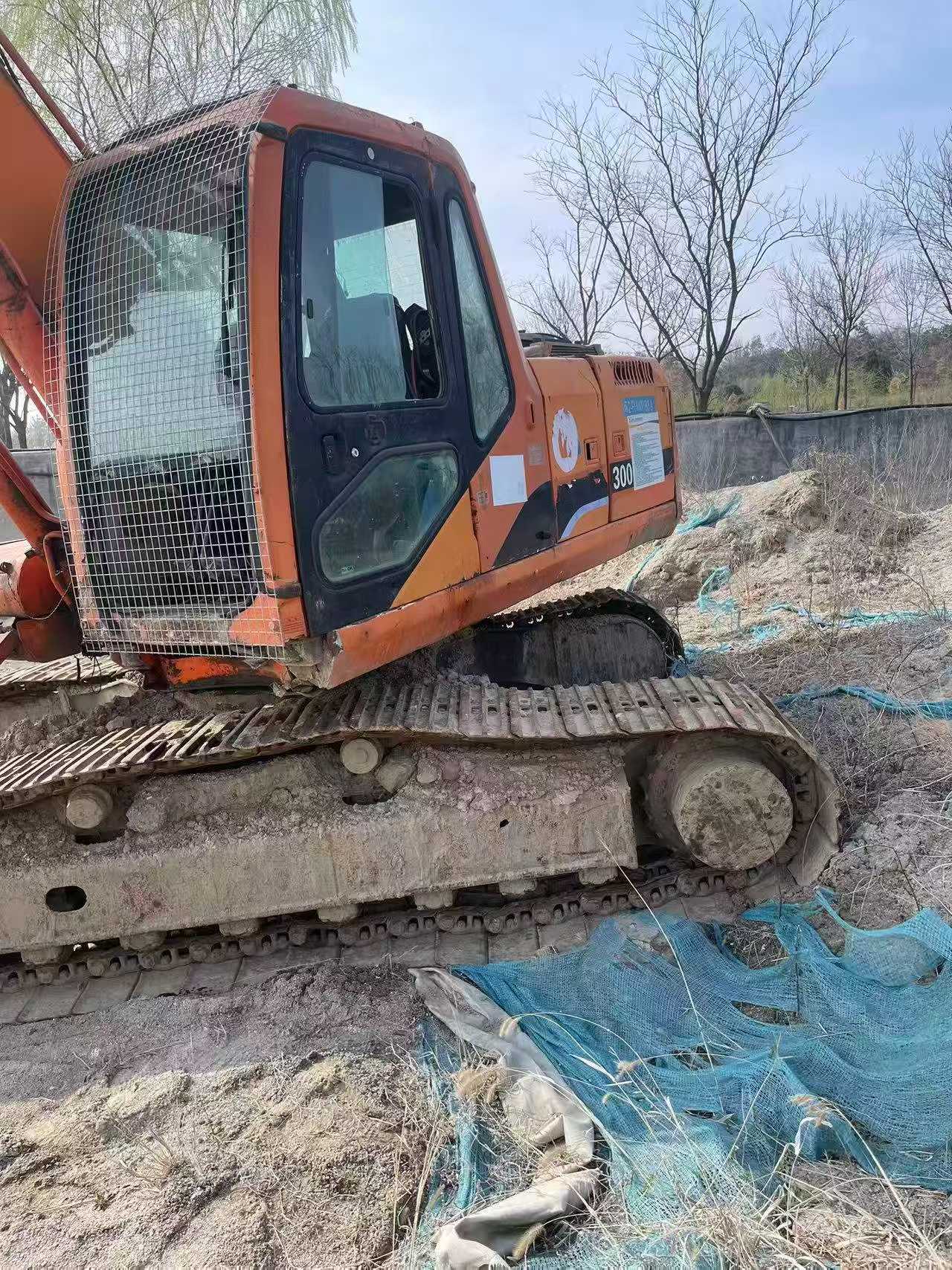 Buy Doosan DH225-7 Used Excavator / 5