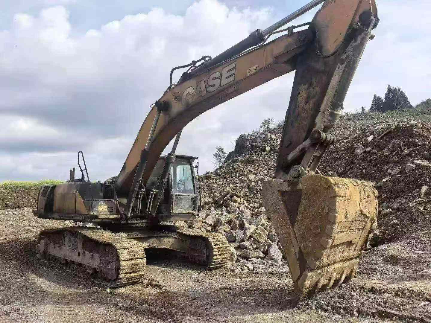 Buy Case CX380C Used Excavator / 3