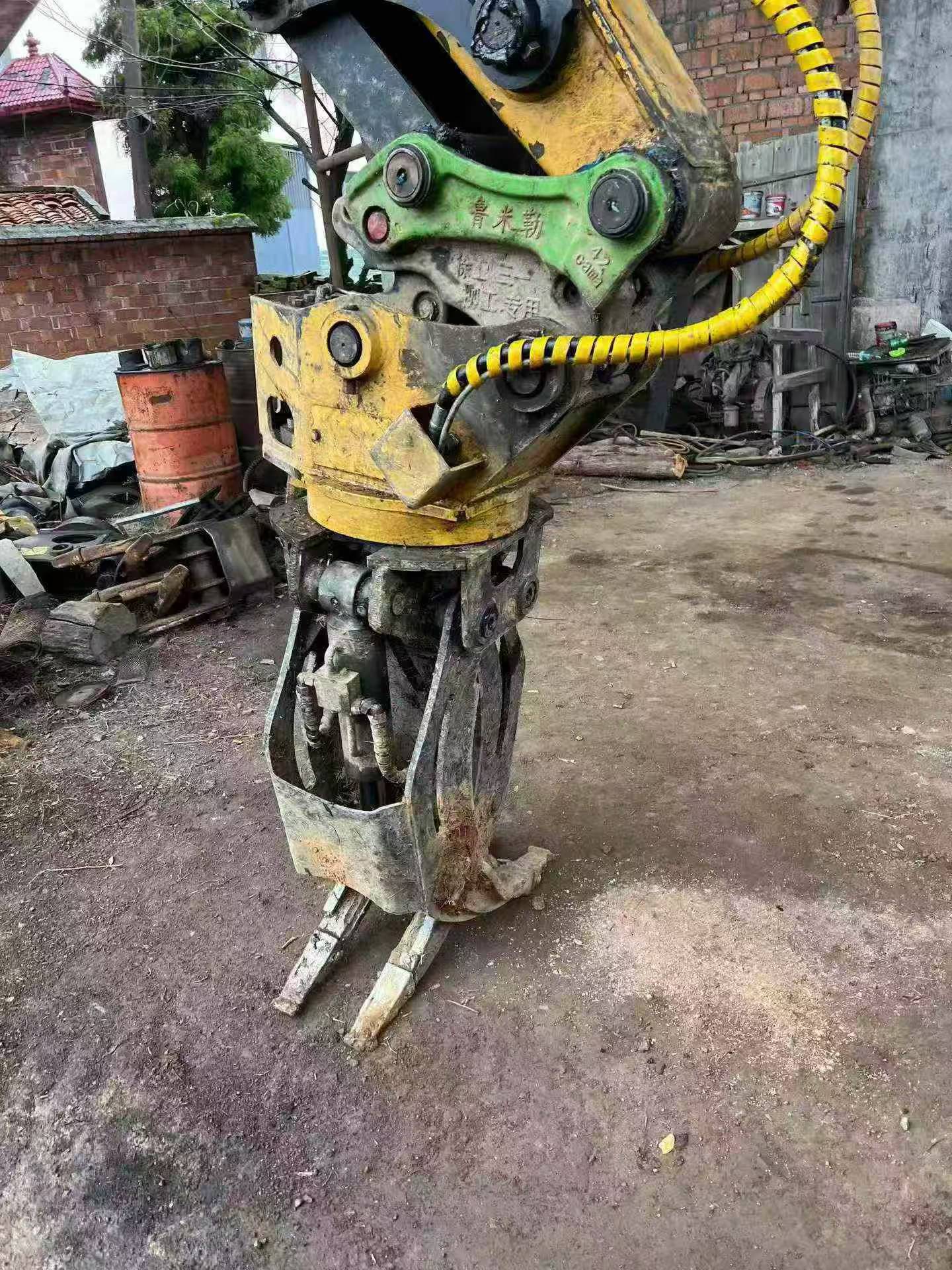 Buy Sany SY95C Used Excavator / 3