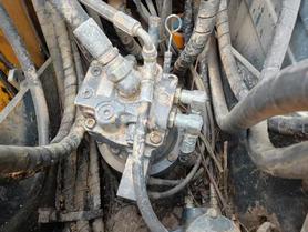 Buy Hyundai HX75 Used Excavator / 3 Buy Hyundai HX75 Used Excavator / 3