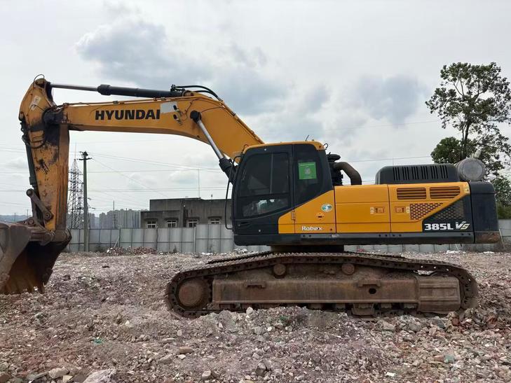 Buy Hyundai R385LVS Used Excavator / 1