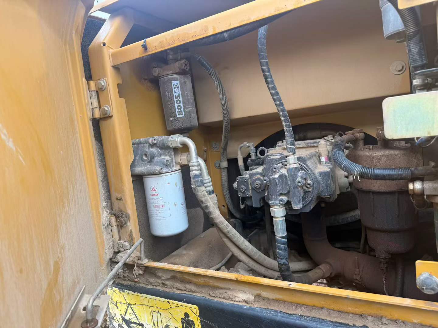 Buy Sany SY135 Used Excavator / 6