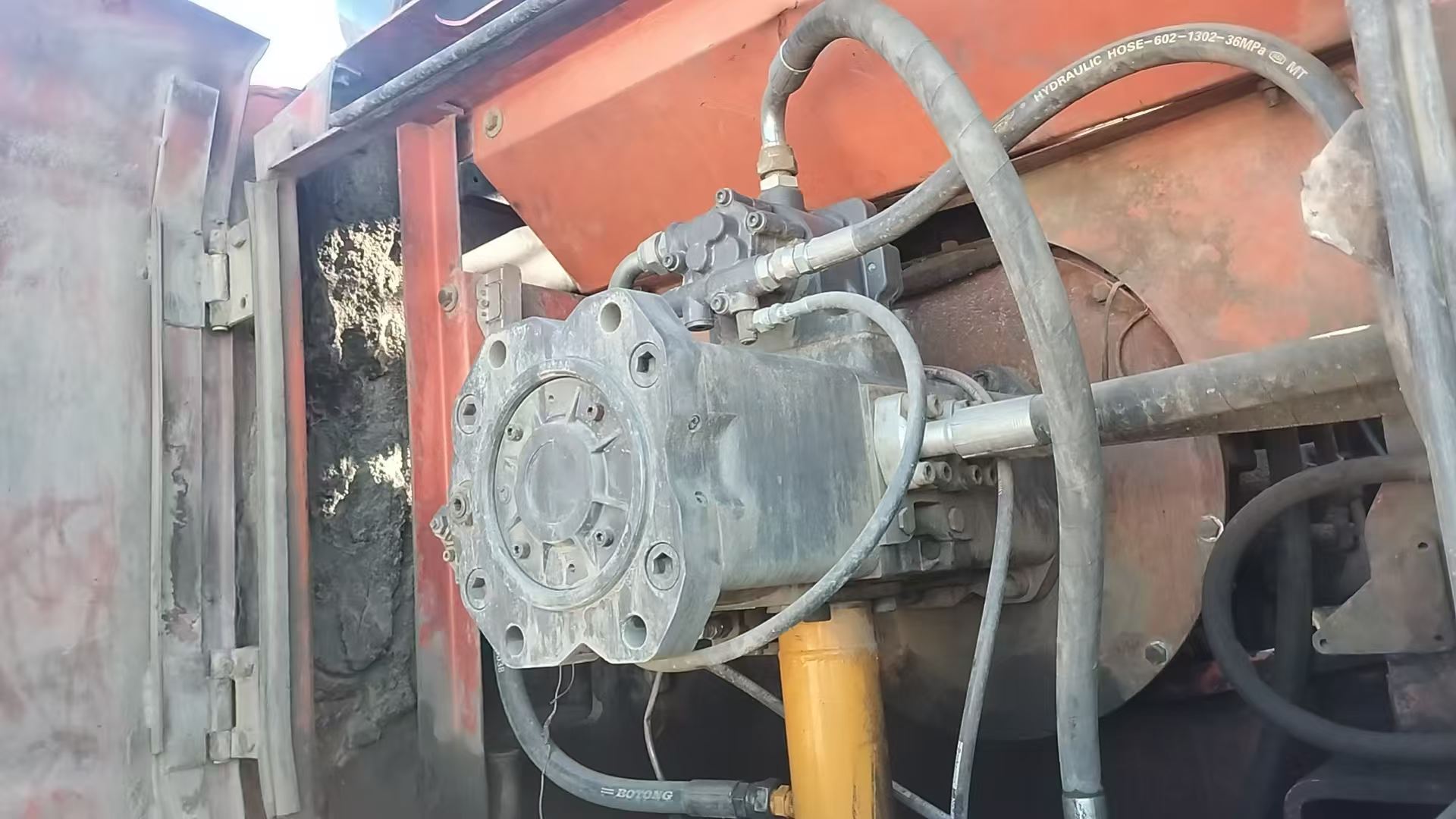 Buy Doosan DH420 Used Excavator / 4