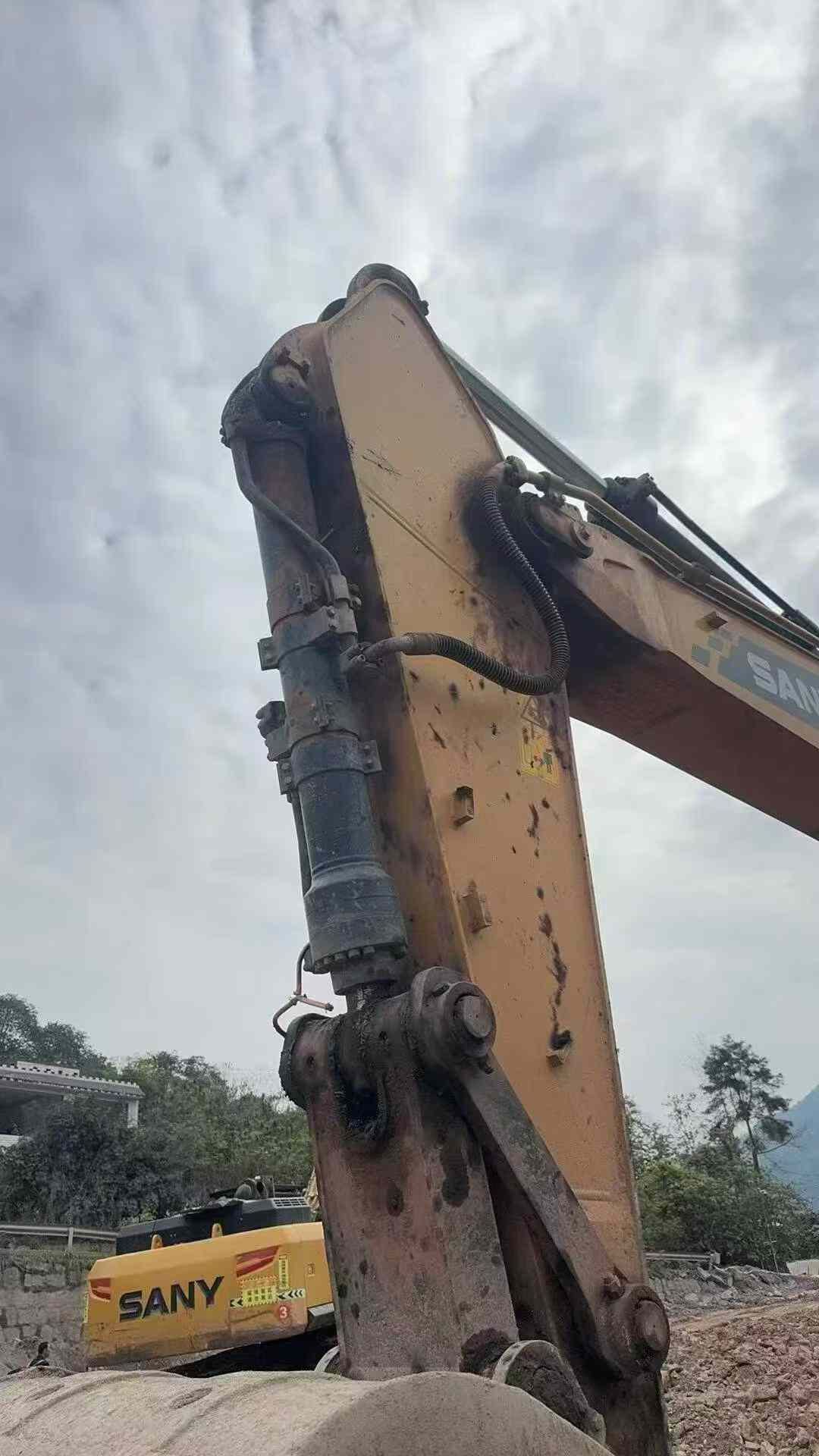 Buy Sany SY375H Used Excavator / 3