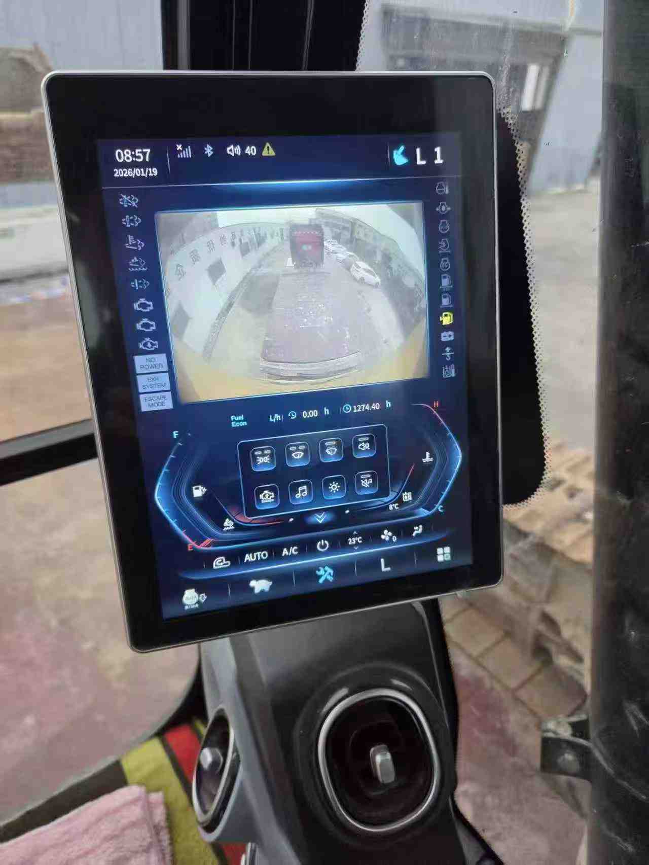 Buy Sany SY215C Used Excavator / 8