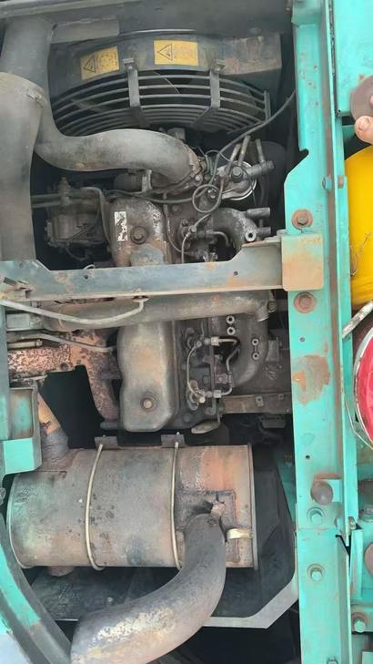 Buy Kobelco SK135SR Used Excavator / 1