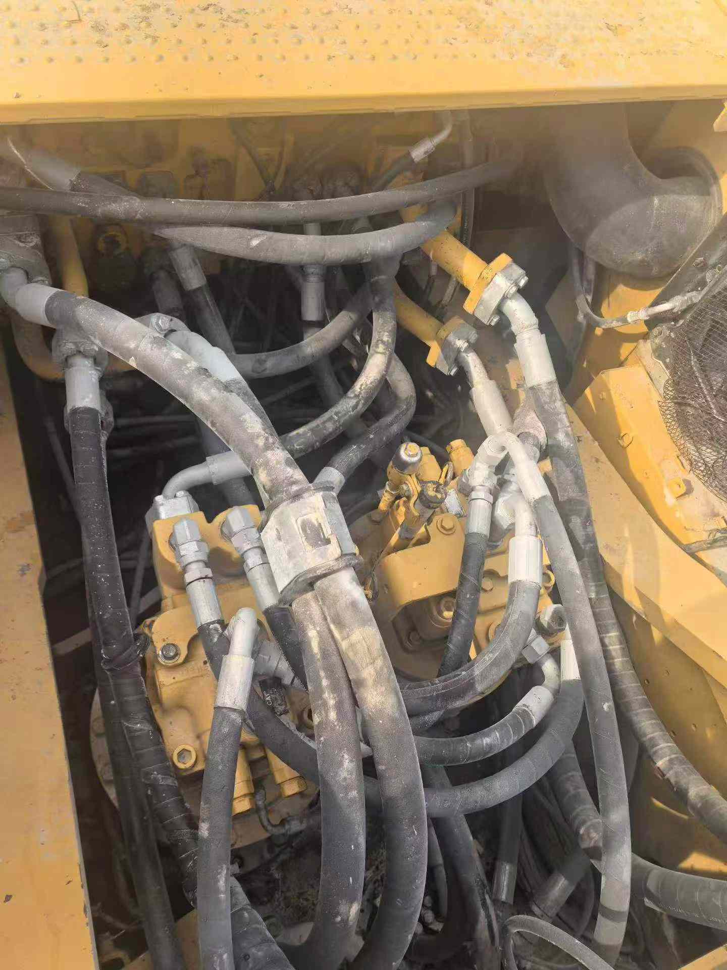 Buy Caterpillar 336E Used Excavator / 2