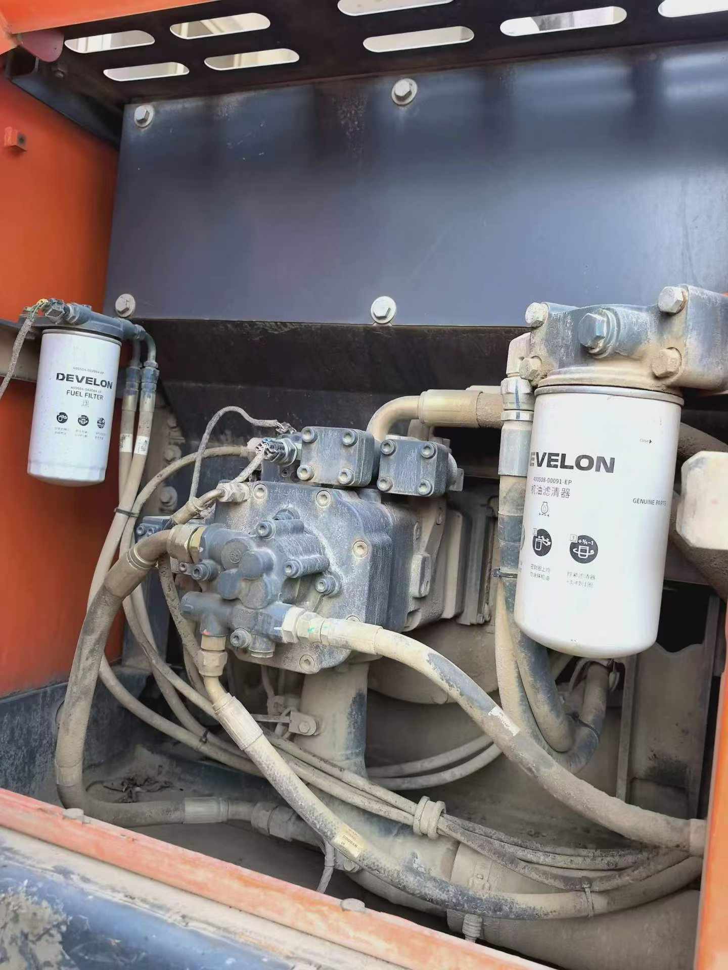 Buy Doosan DH215-7 Used Excavator / 3