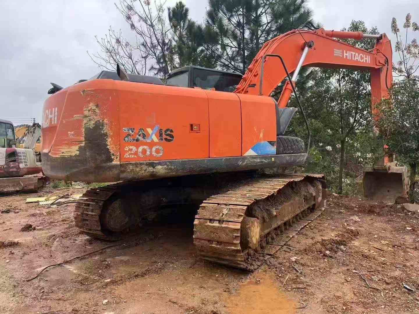 Buy Hitachi ZH200-5A Used Excavator / 2