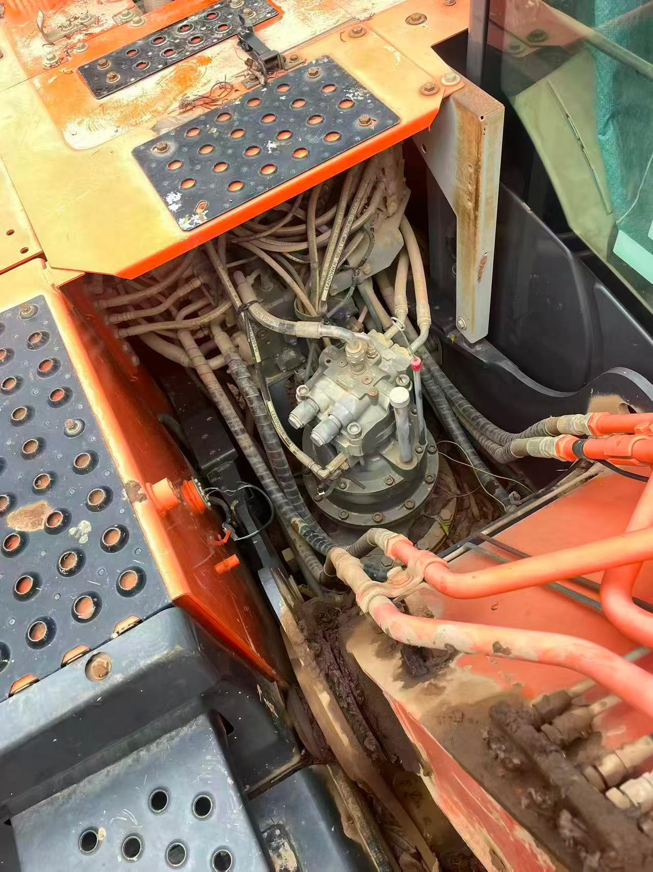 Buy Hitachi ZX170W-3 Used Excavator / 3